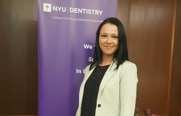 Andreea Cosic cursos universidad Nueva York implantes dentales