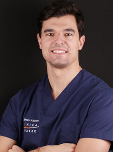 Dr-Alvaro-Alarcon-especialistaen-odontologia-general-periodoncia-small